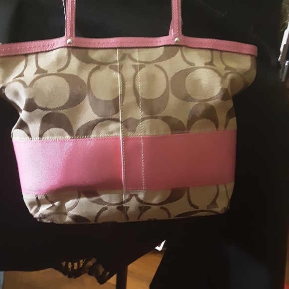 Coach - Picture 2 of 2